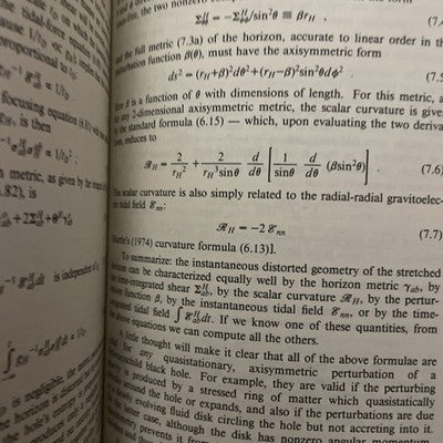 Black Holes: The Membrane Paradigm Hardcover 1986 First Edition