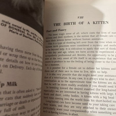 Persian Cats and Other Longhairs (Jeanne A. Ramsdale - 1964) hardcover