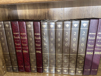 Encyclopedia Britannica Book of the Year Set Of 47 1950-2005 8 Missing 2 Sealed