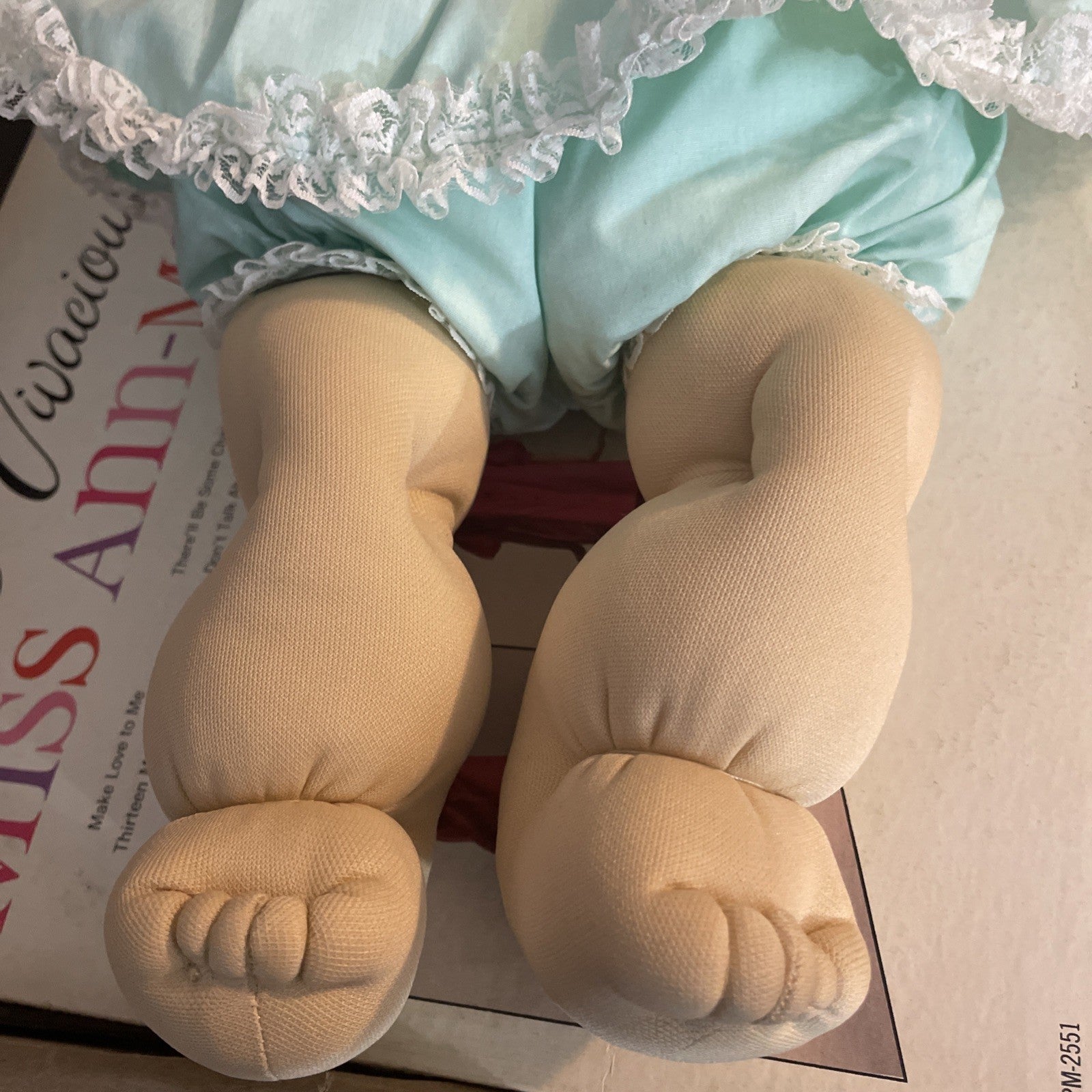 Vintage 1985 Coleco cabbage patch kid Girl With Pigtails doll No Shoes Or Papers