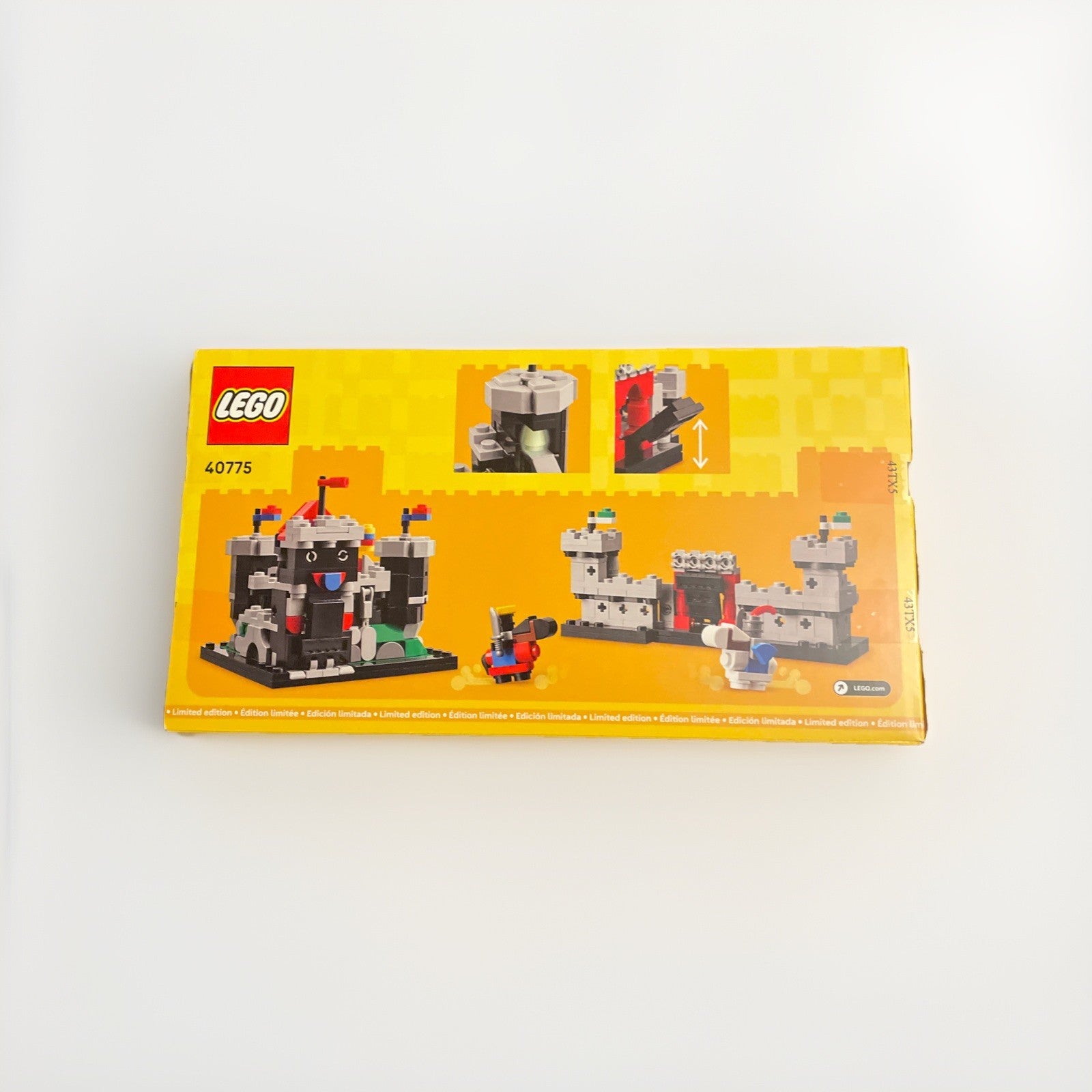 Lego 40775 Mini Knight’s Castle  NEW SEALED IN HAND Limited Edition 590 Pieces