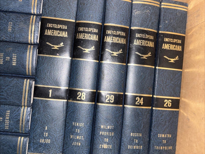 THE ENCYCLOPEDIA AMERICANA 1982 EDITION 14 Volumes Starter Set Incomplete C Pics