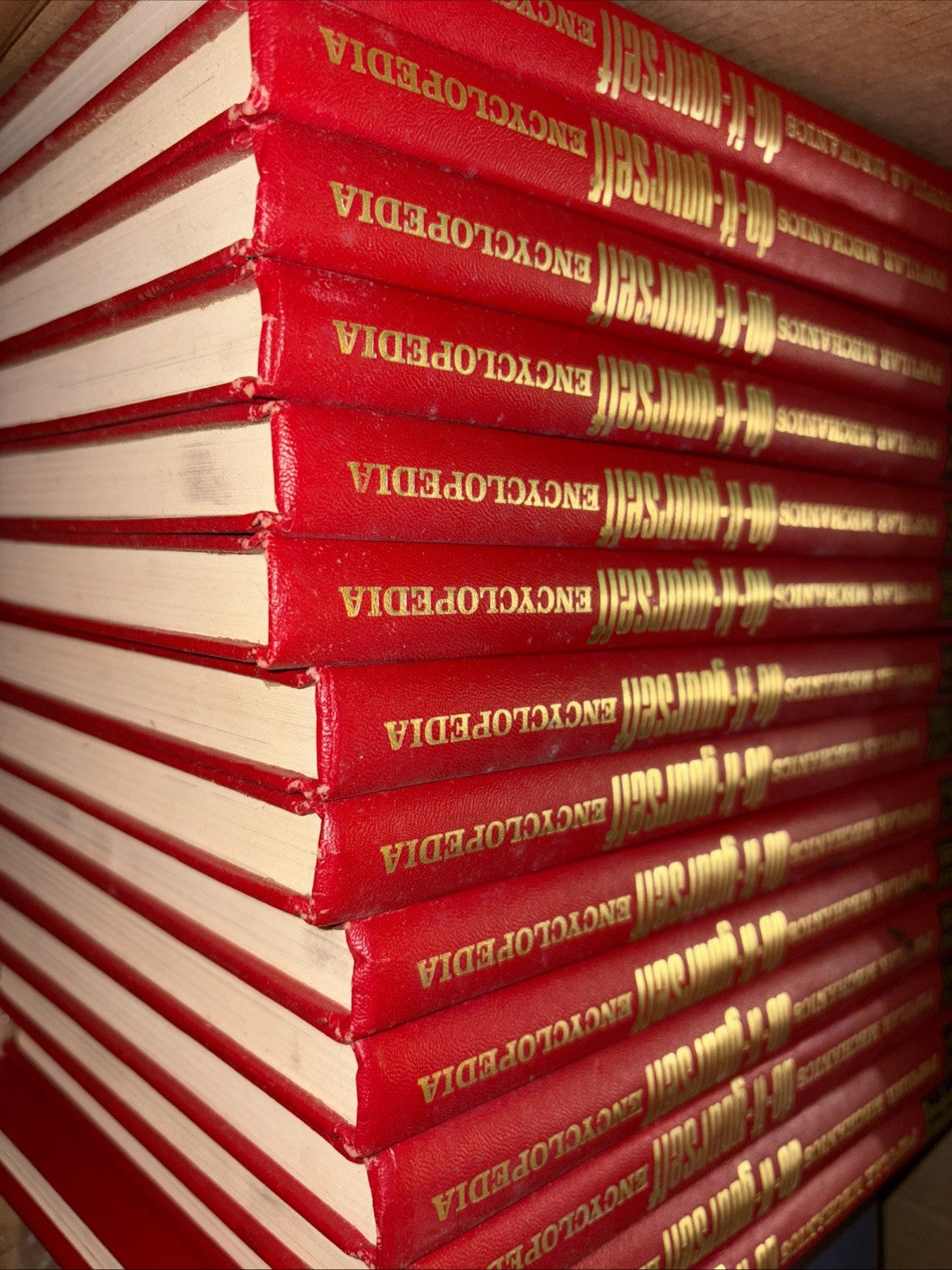 Popular Mechanics Do-It-Yourself Encyclopedia Missing 3 And 14 14 In Lot See Pic