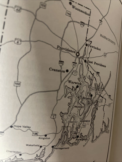 Country New England inns (The Compleat traveler's companion) Paperback Vacation