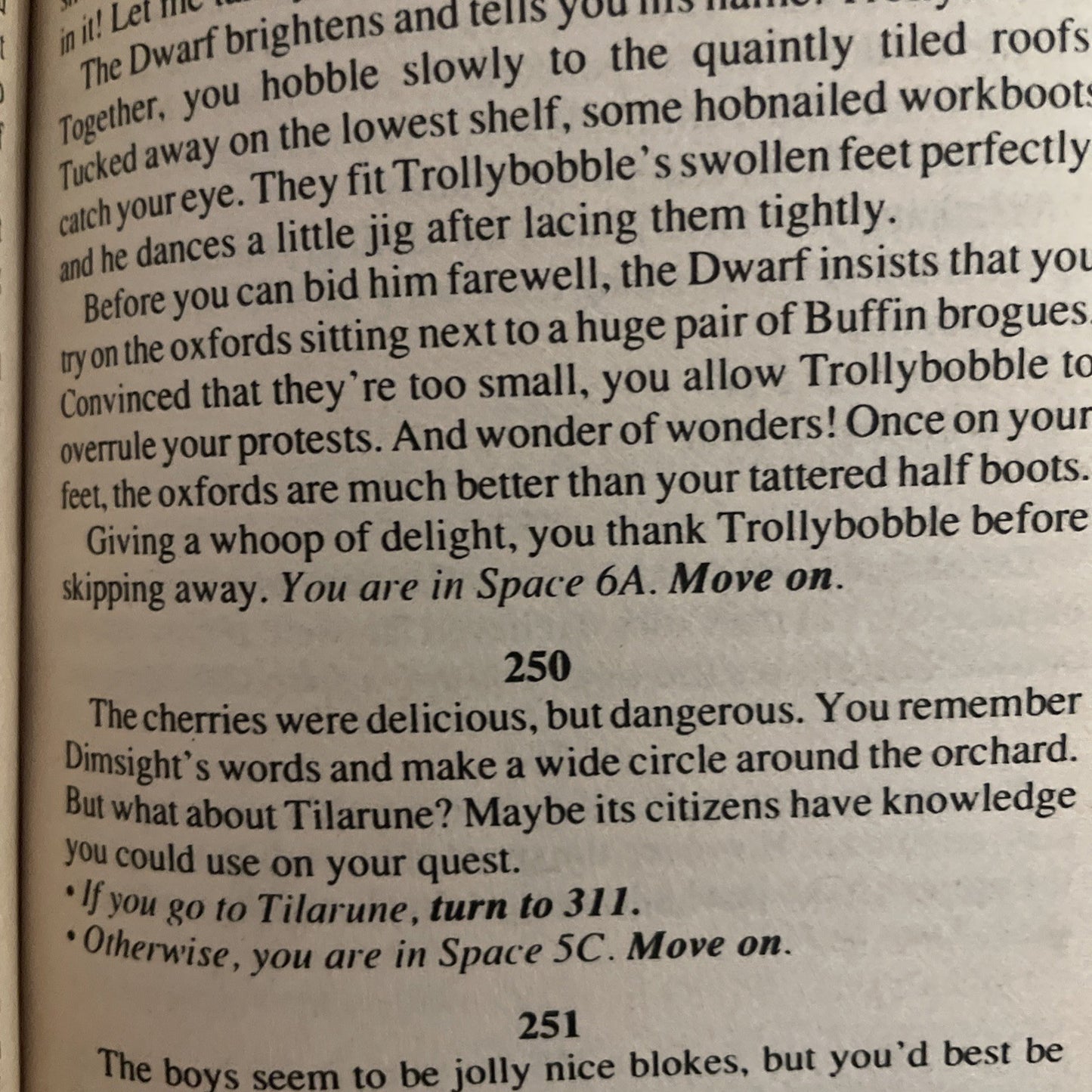 Narnia Solo Games Choose your own Adventure The Lost Crowns Game book C S Lewis