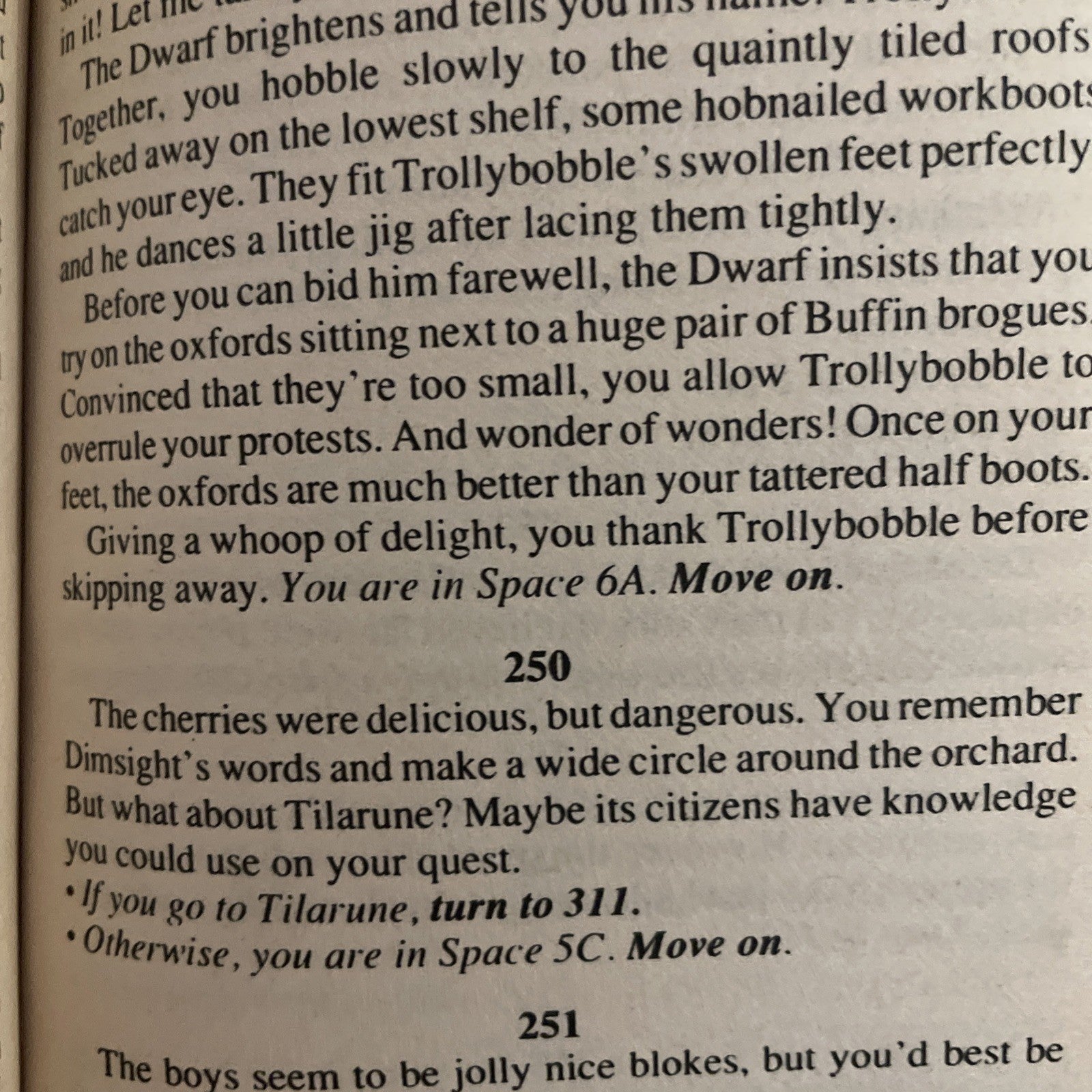 Narnia Solo Games Choose your own Adventure The Lost Crowns Game book C S Lewis