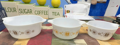 SET OF 3: VNTG Pyrex 441 442 444 Town & Country Cinderella Nesting Mixing Bowls